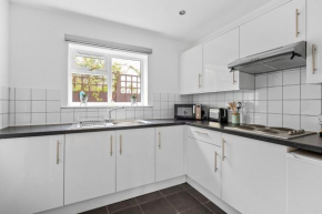 Number 2, Lytton Tree Lodge, Reydon, Southwold